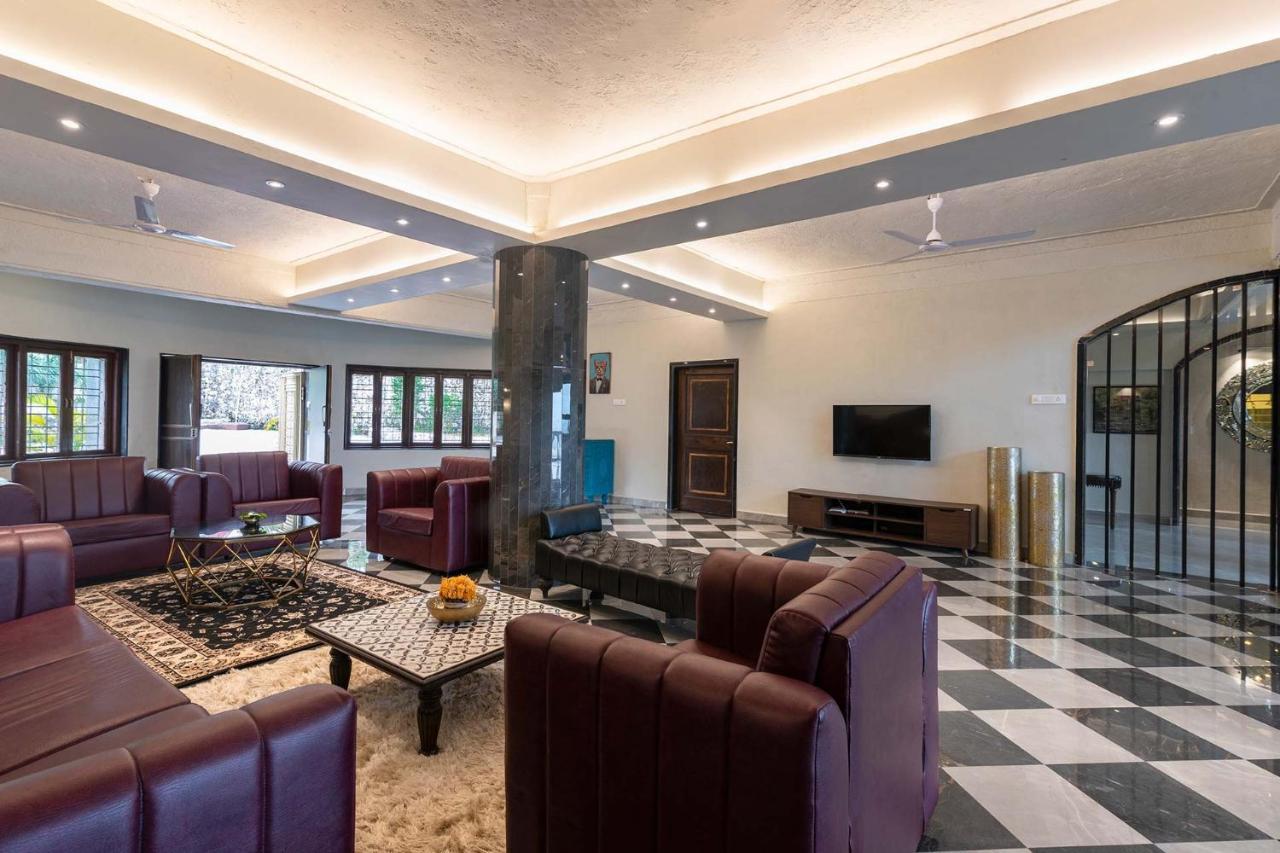 Dazzle By Stayvista - Unwind In A Mountain-city View With A Terrace Pool Karjat