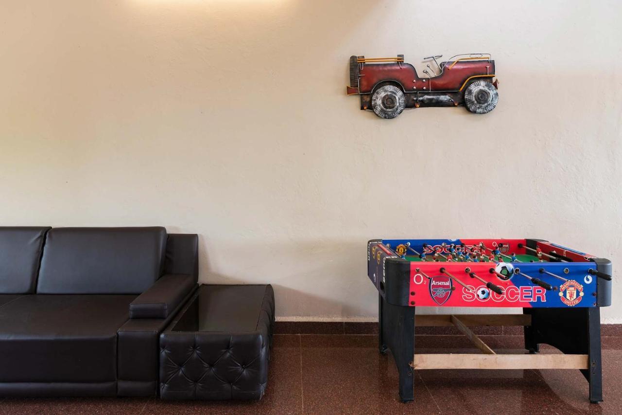 Dazzle By Stayvista - Unwind In A Mountain-city View With A Terrace Pool Villa