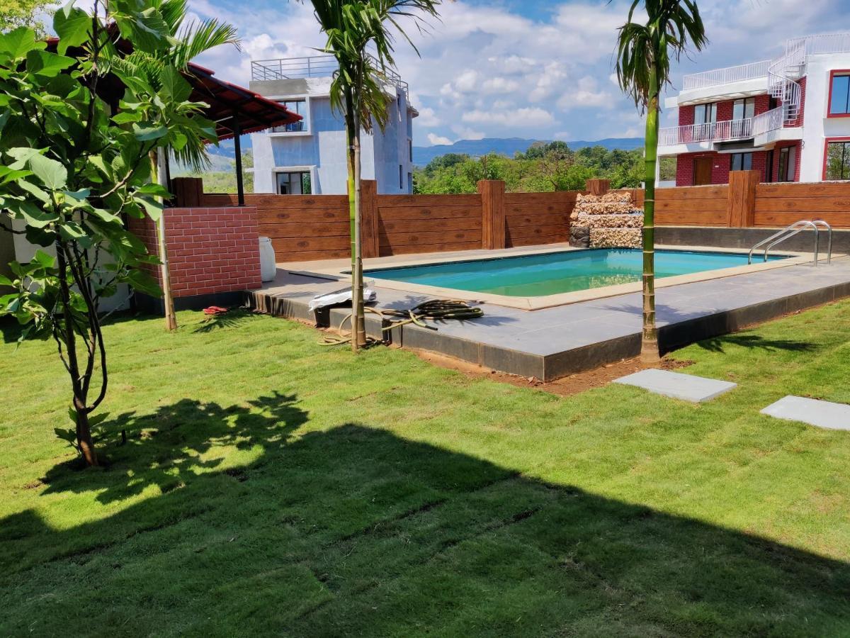 Villa - 3 Bhk Private With Private Pool & Garden