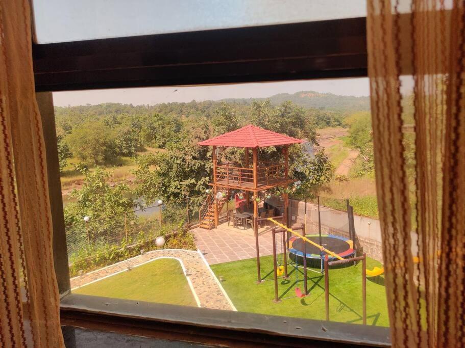 Sunils With Private Pool, Machan And Play Area In Karjat