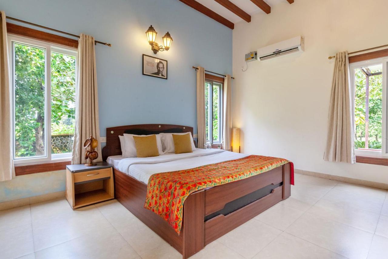 Corfu & Crete By Stayvista - Mountain-view With Pool And Activities *