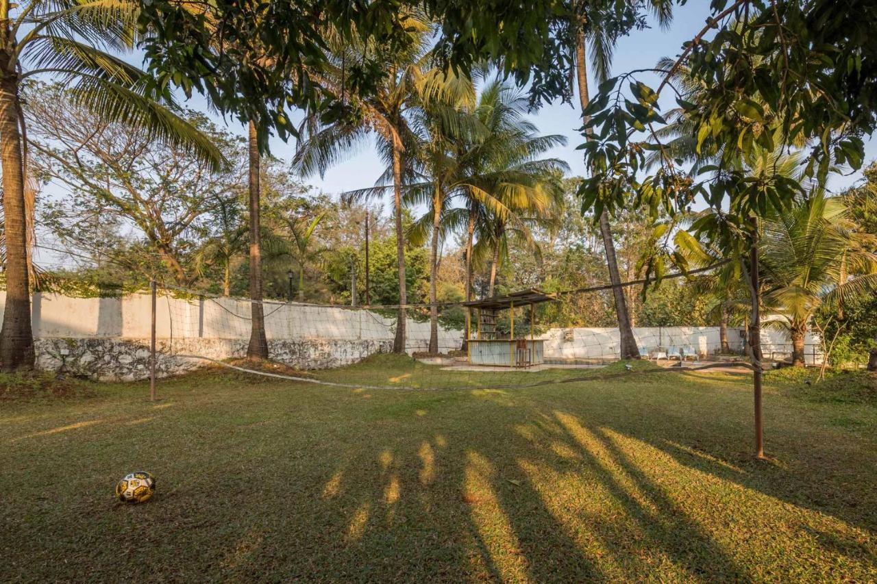 Stayvista's Casa Blanca - Modern Elegance With A Pool, Spacious Lawn & Diverse Activities