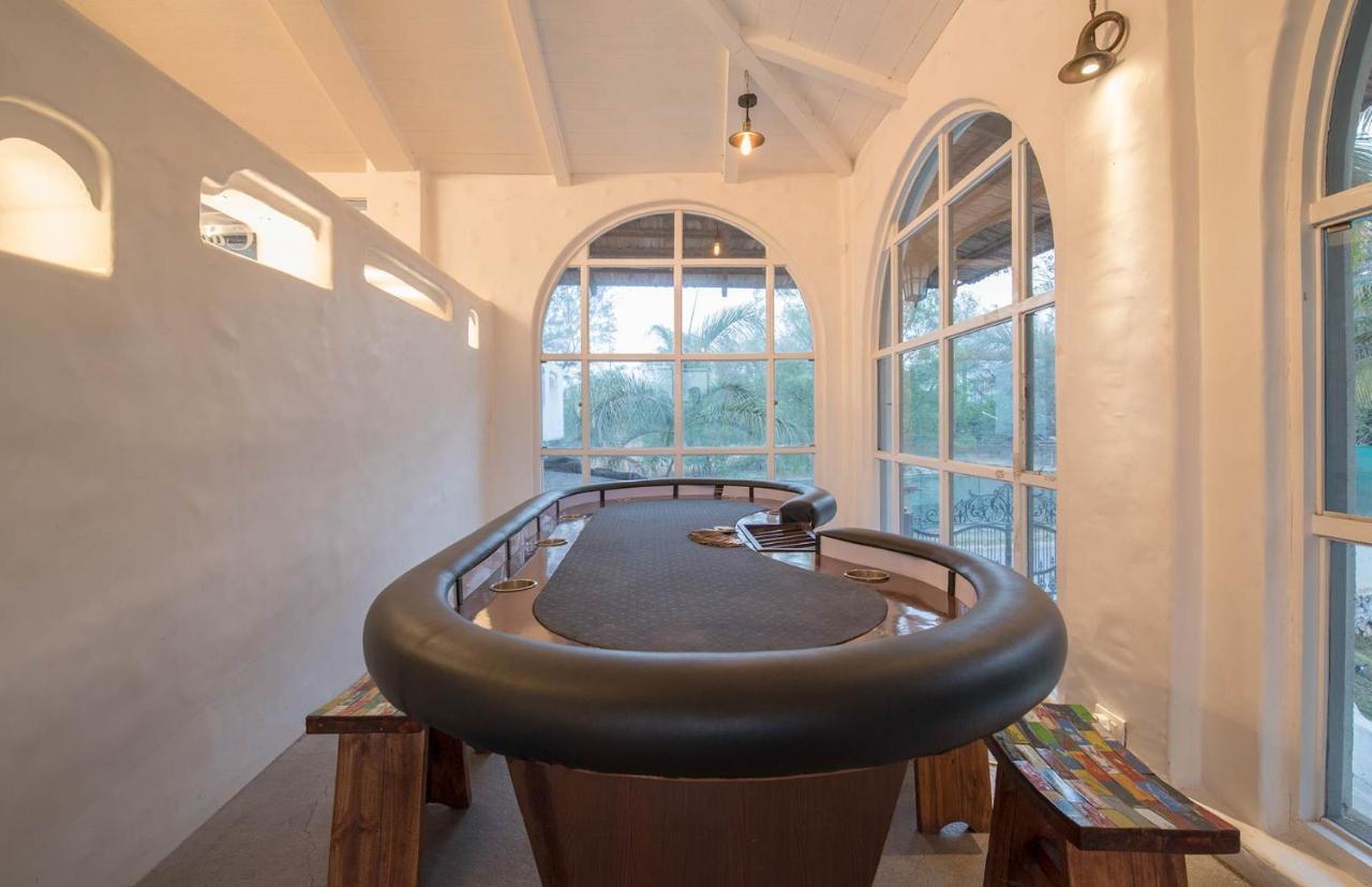 Stayvista's Casa Blanca - Modern Elegance With A Pool, Spacious Lawn & Diverse Activities Villa