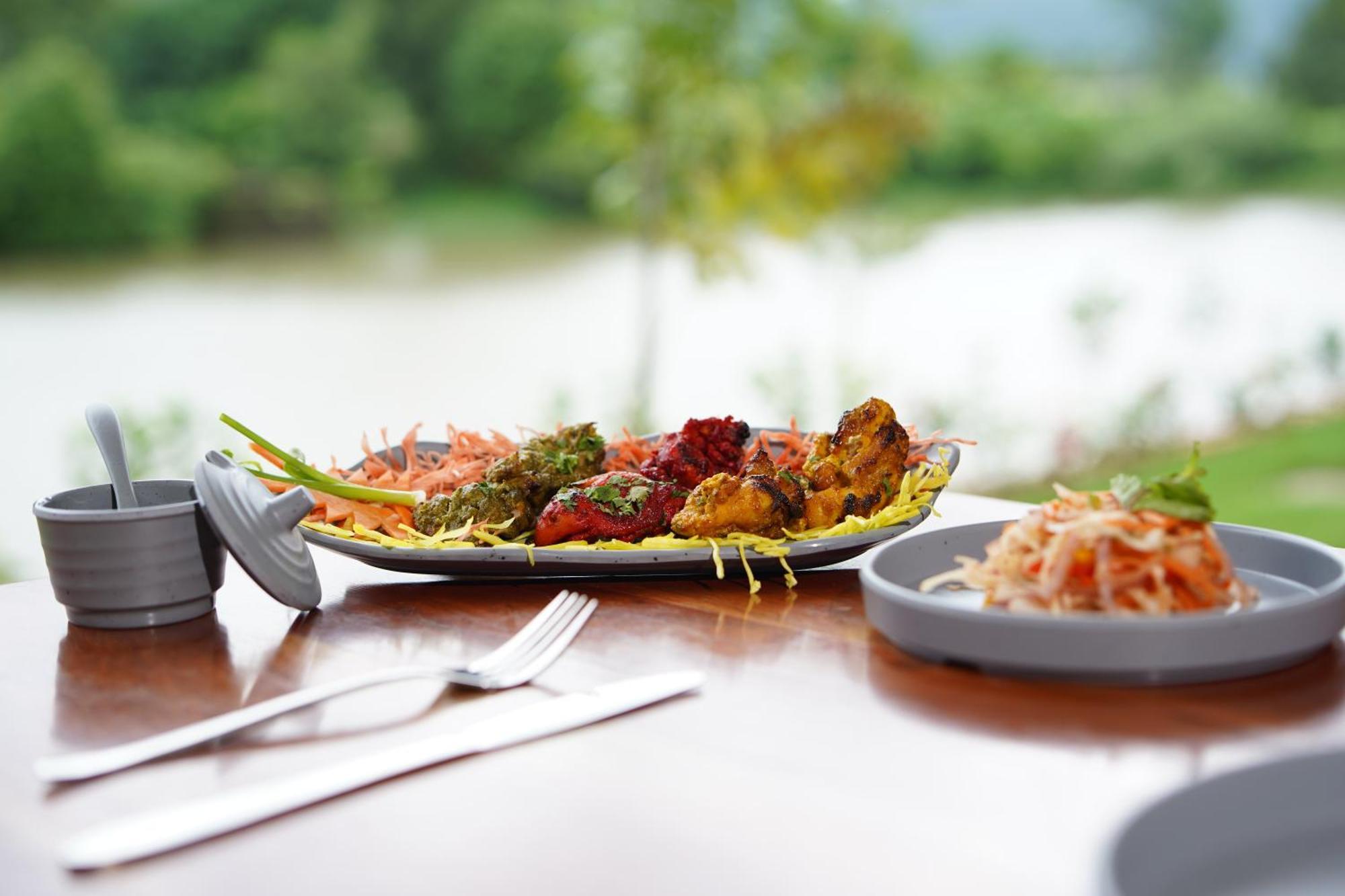 Resort The Boat Club,karjat *