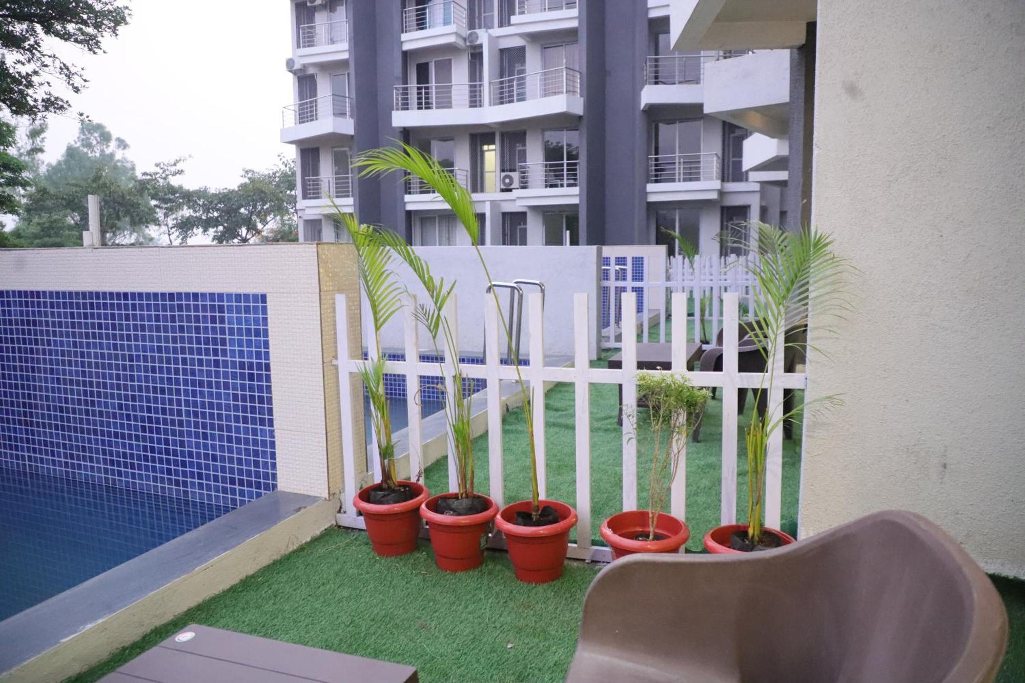 Ivy Bliss With Common Pool, B 10, * Karjat