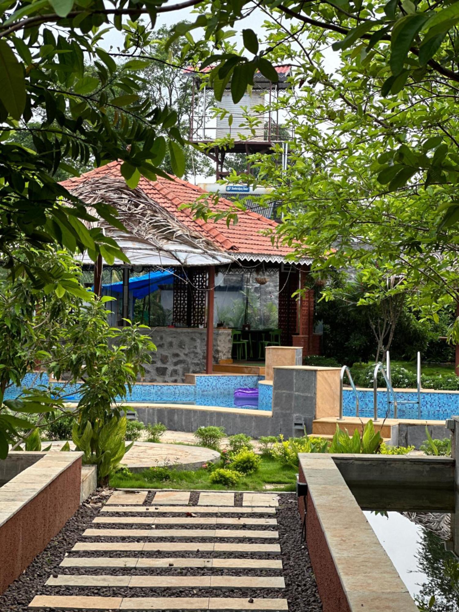 Bed & Breakfast Elements Of Nature, Karjat
