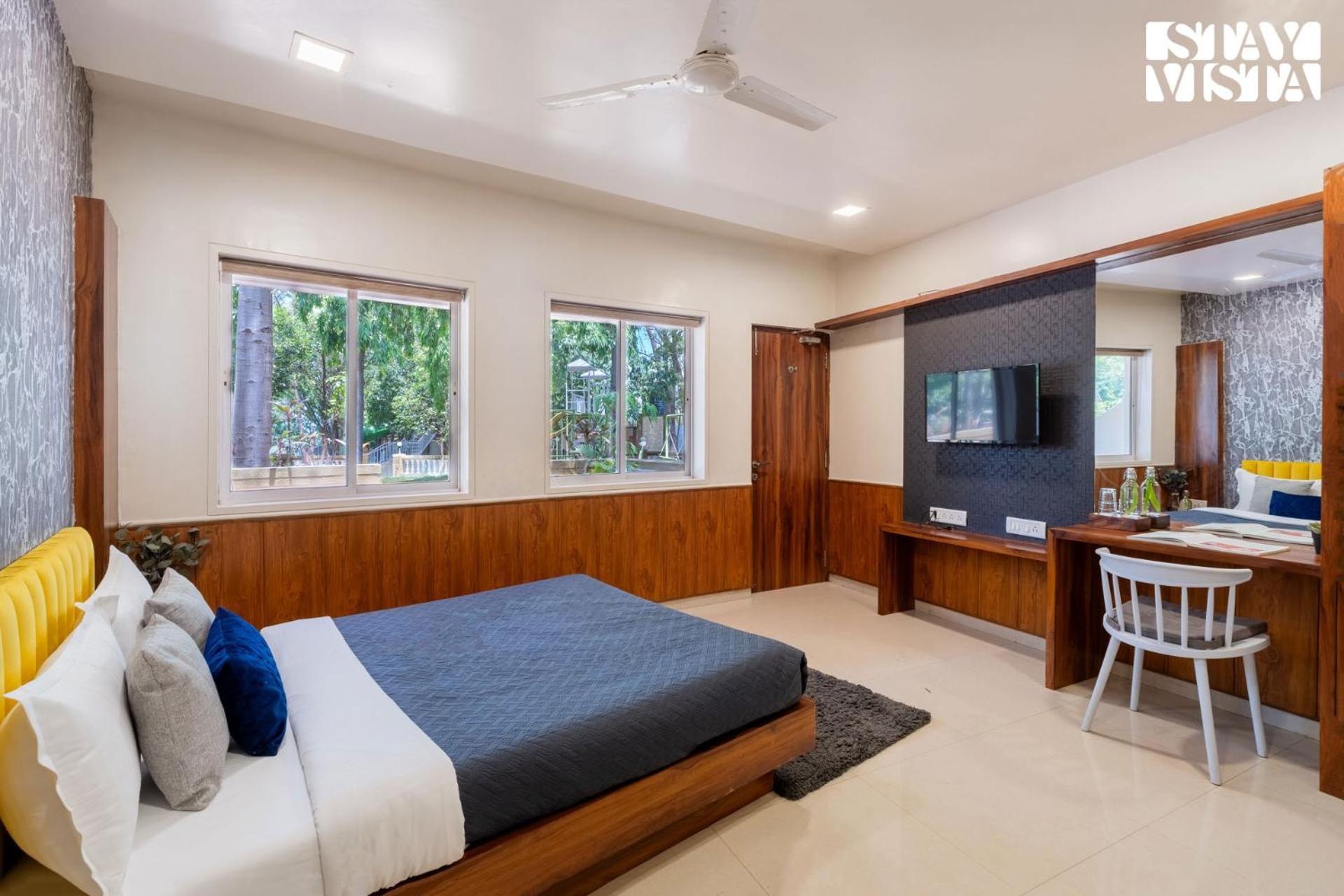 Villa Stayvista At Swirl & Splash With Pool, Lawn, Wi-fi *