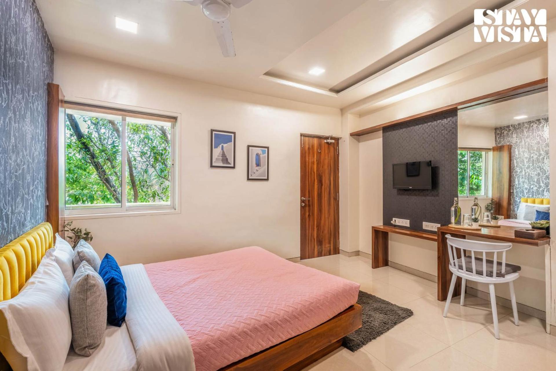 Villa Stayvista At Swirl & Splash With Pool, Lawn, Wi-fi