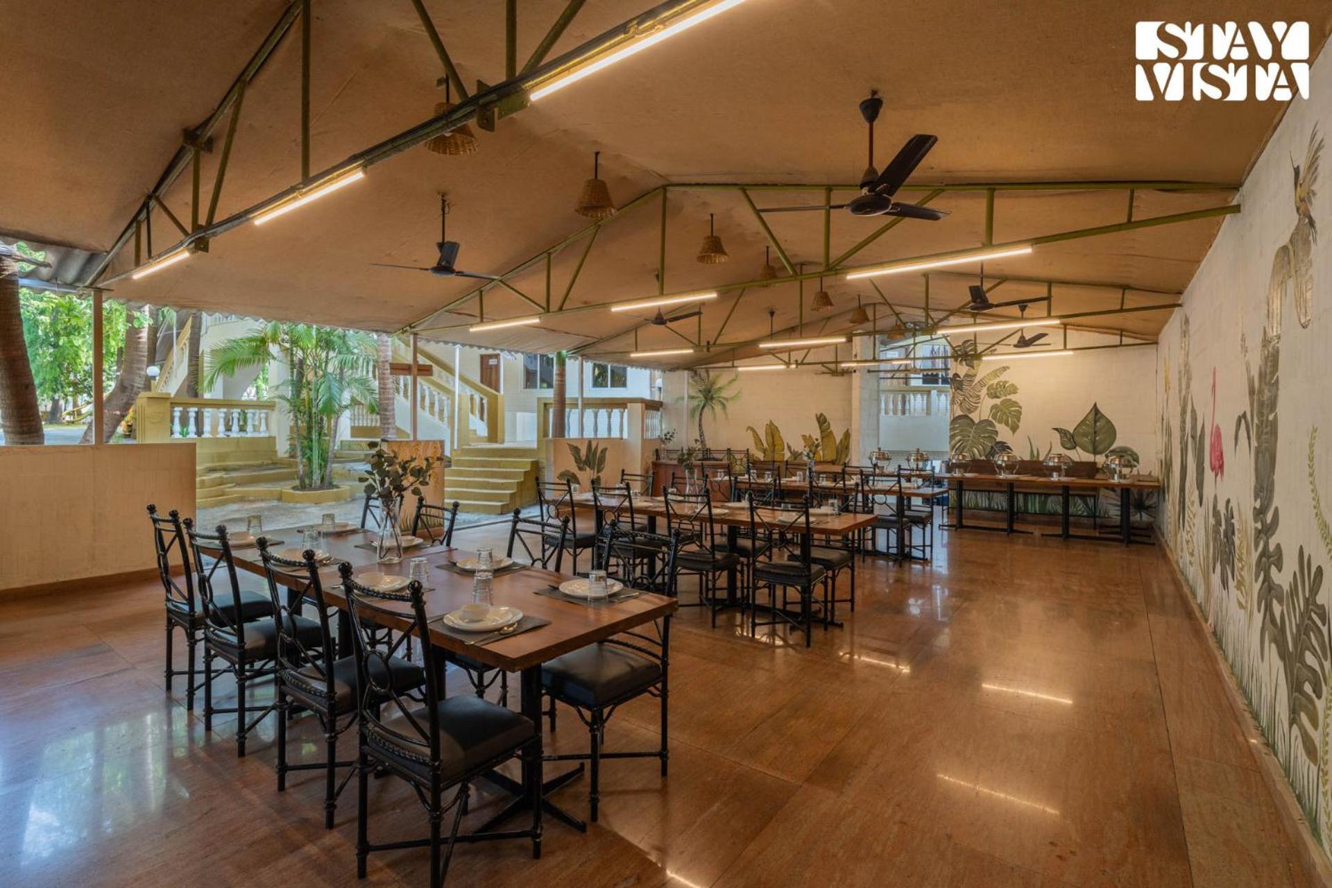 Villa Stayvista At Swirl & Splash With Pool, Lawn, Wi-fi Karjat