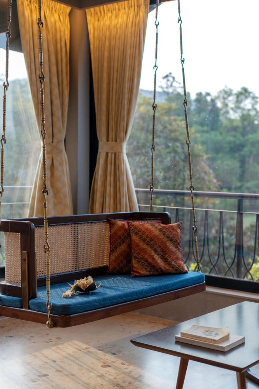 Nivaant Farms By Stayvista - Retreat With Pool, Orchard, Jacuzzi & Gazebo Karjat