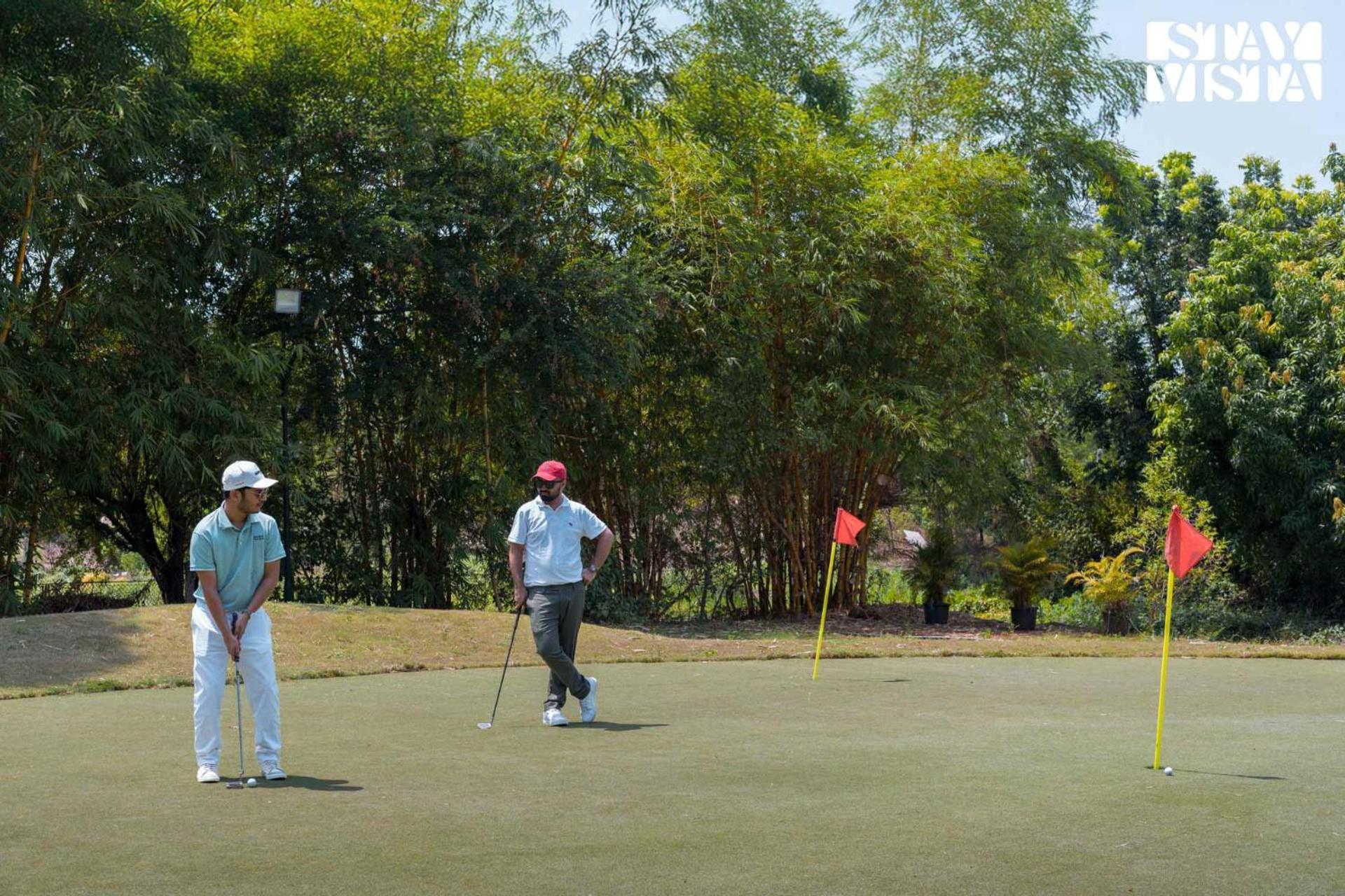 Nivaant Farms By Stayvista - Retreat With Pool, Orchard, Jacuzzi & Gazebo Karjat