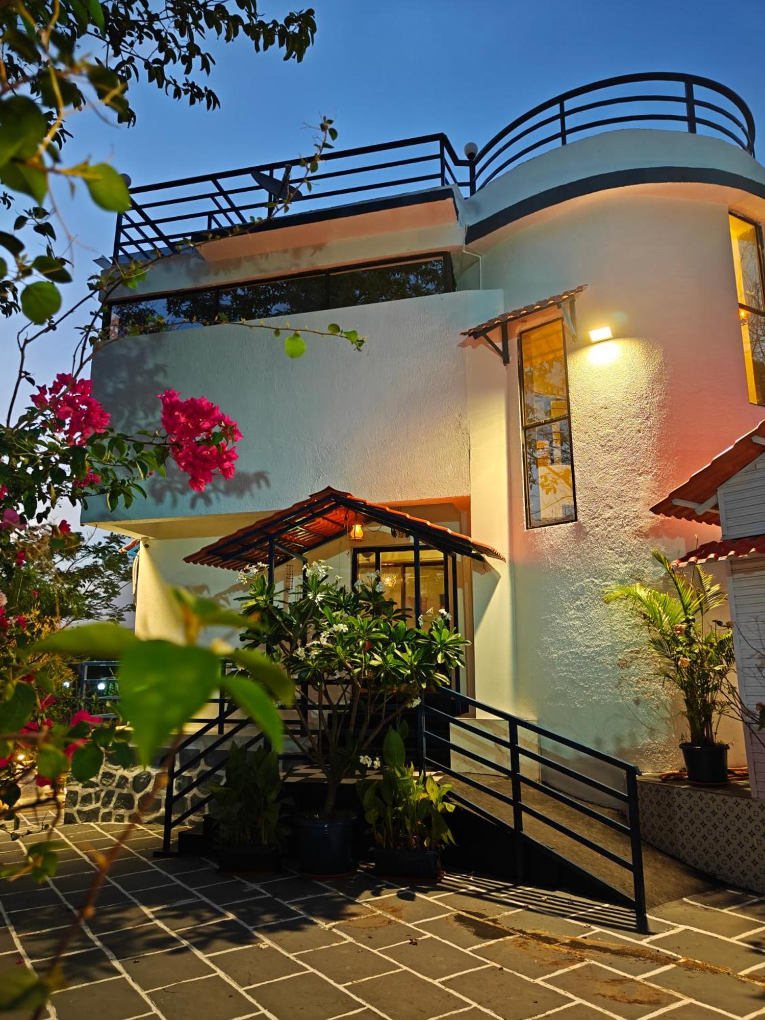 Villa Sunils With Private Pool, Machan And Play Area In