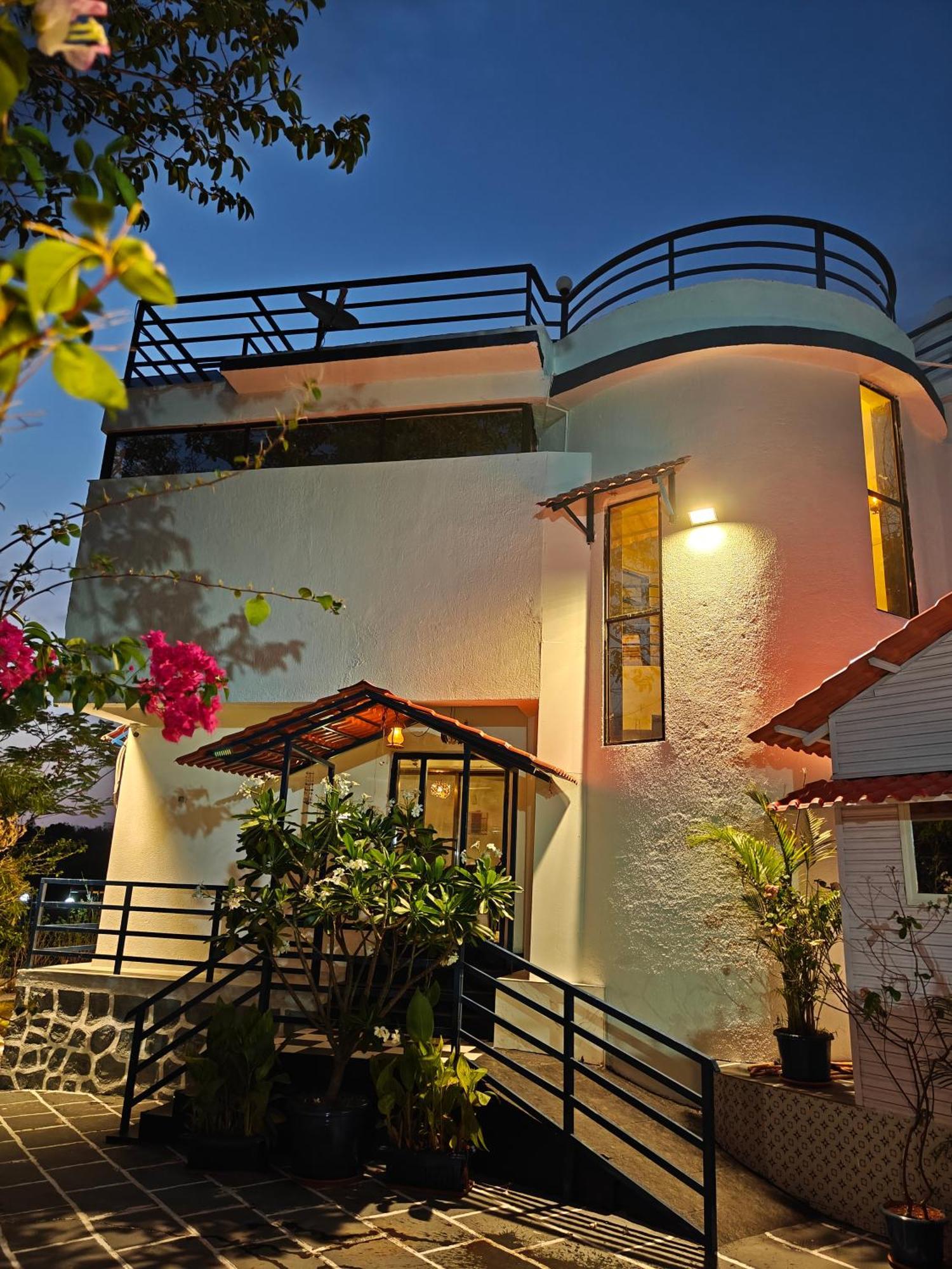 Sunils With Private Pool, Machan And Play Area In *