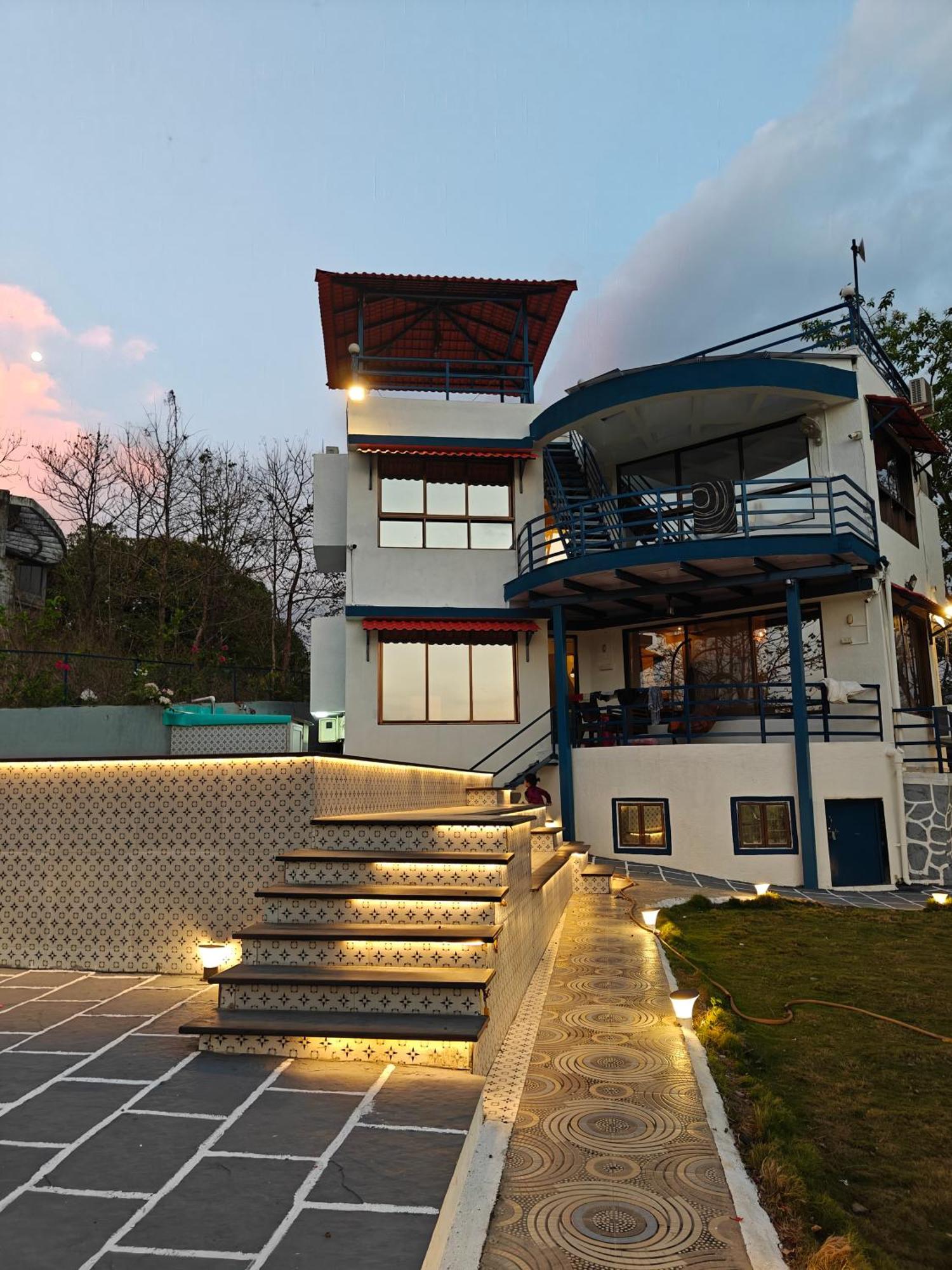 Sunils With Private Pool, Machan And Play Area In Villa Karjat