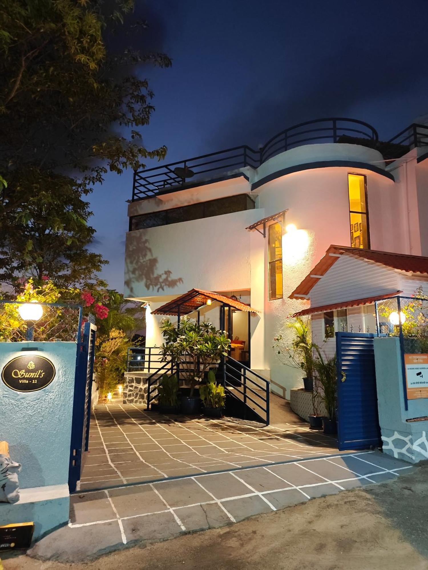 Sunils With Private Pool, Machan And Play Area In * Karjat