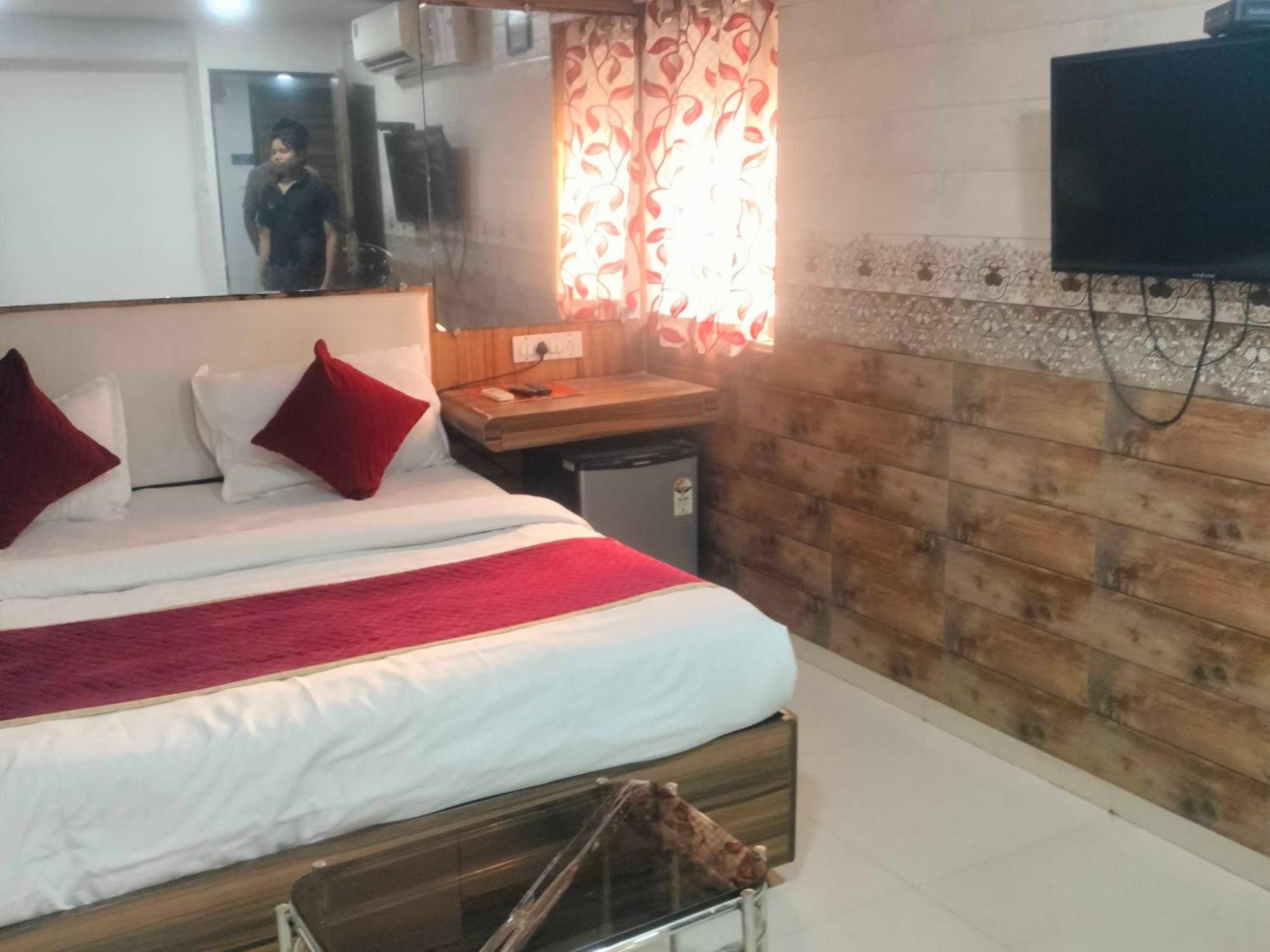 Hotel O The Moonwyn Karjat