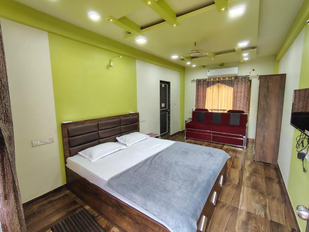 Bed & Breakfast Kalwars Millennials Park Karjat