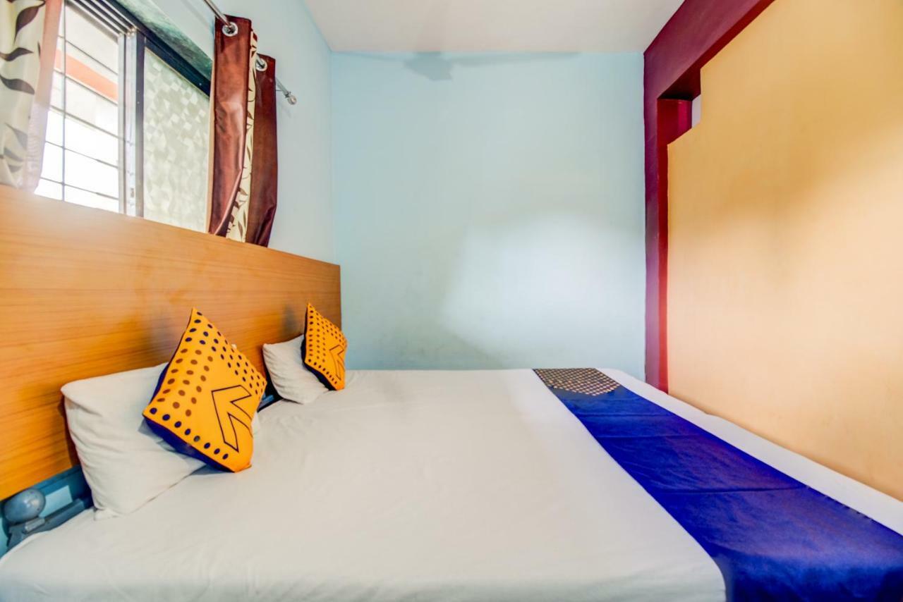 Hotel Spot On 60884 Shri Krupa Spot 3*